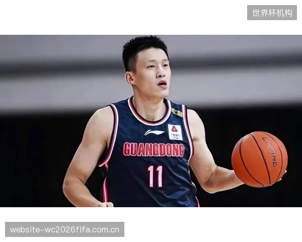 深圳队本赛季本土球员与外援之间产生了良好的化学反应,成为球队战绩提升的关键。 深圳队本赛季本土球员与外援之间产生了良好的化学反应,成为球队战绩提升的关键。